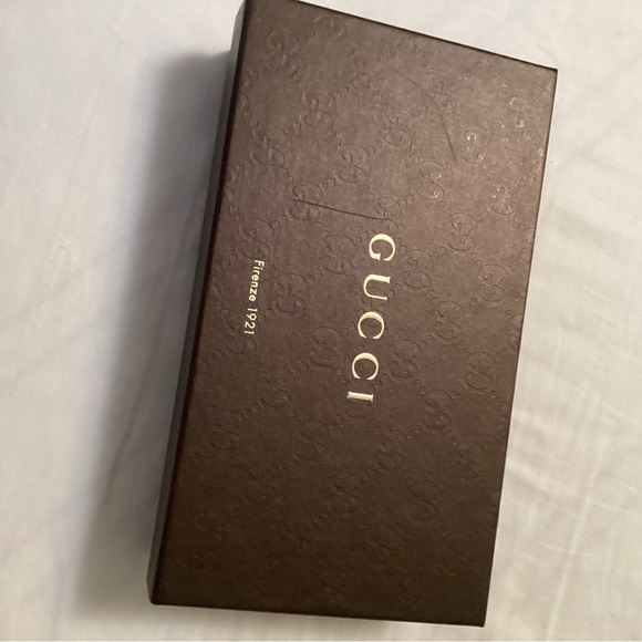 authentic gucci long wallet. - Picture 12 of 12